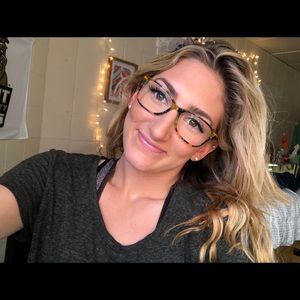 Meet your Posher, Jacki